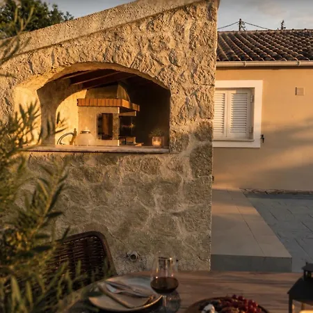 Armando Corfu Jacuzzi Villa *
